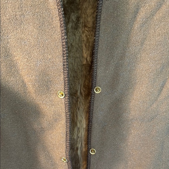 Barbour Tan Faux Fur Gilet - Picture 5 of 7